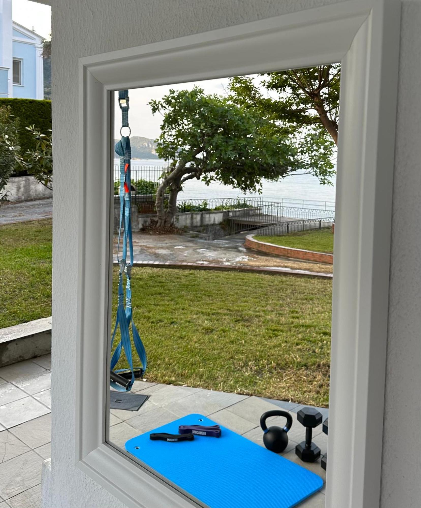 The House On The Beach Palaiontsiflikion Exterior photo
